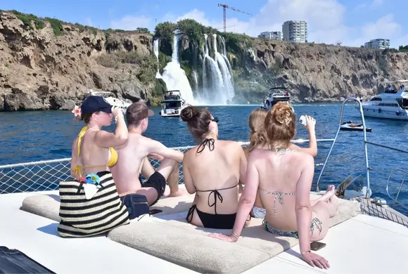 Tailored Family Adventures