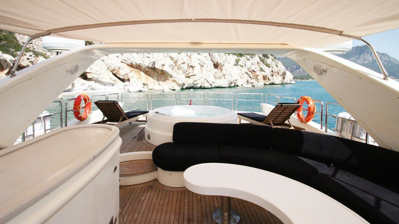 Yacht Gallery Image
