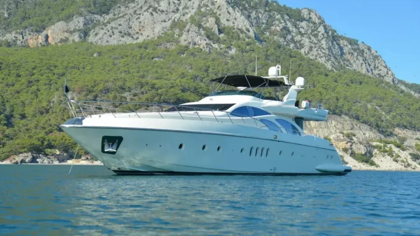 Yacht Thumbnail