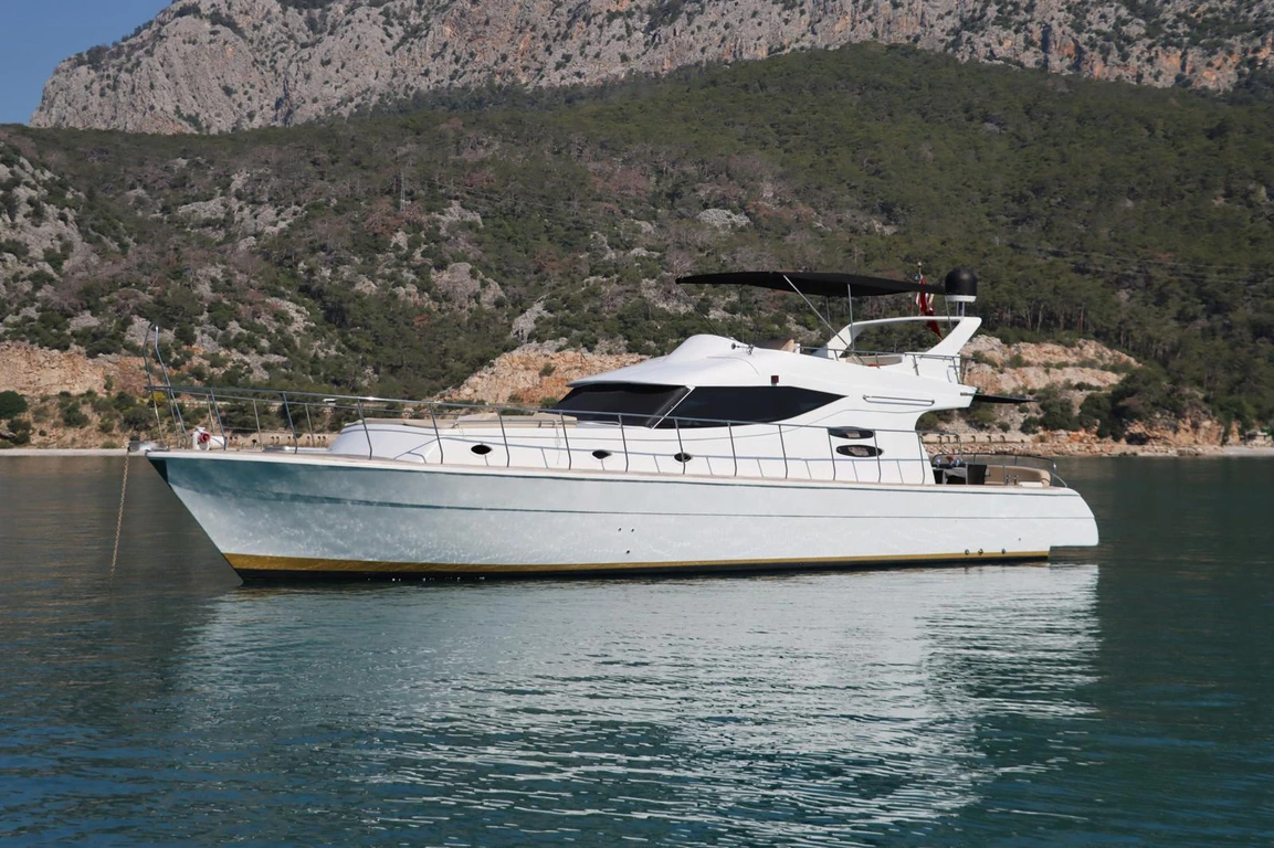 Yacht Gallery Image