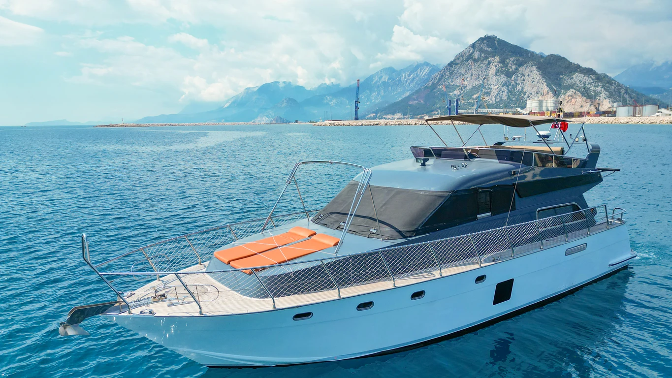 Yacht Thumbnail
