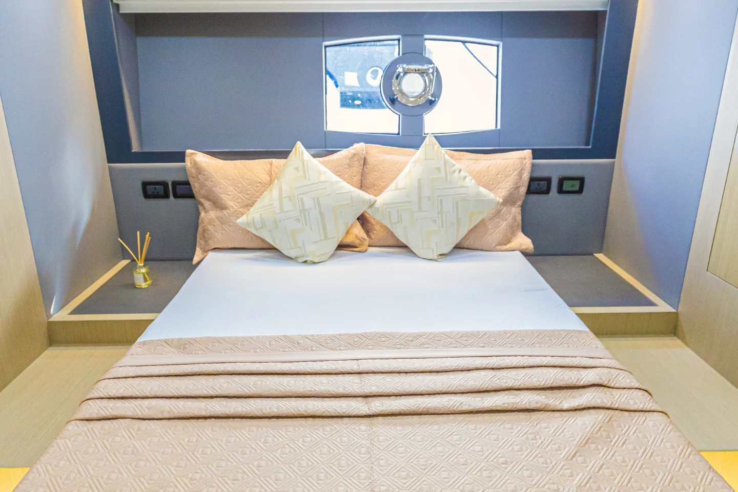 Yacht Gallery Image