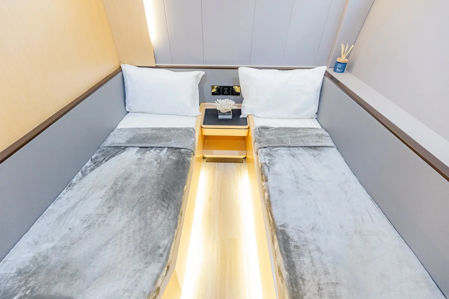 Yacht Gallery Image