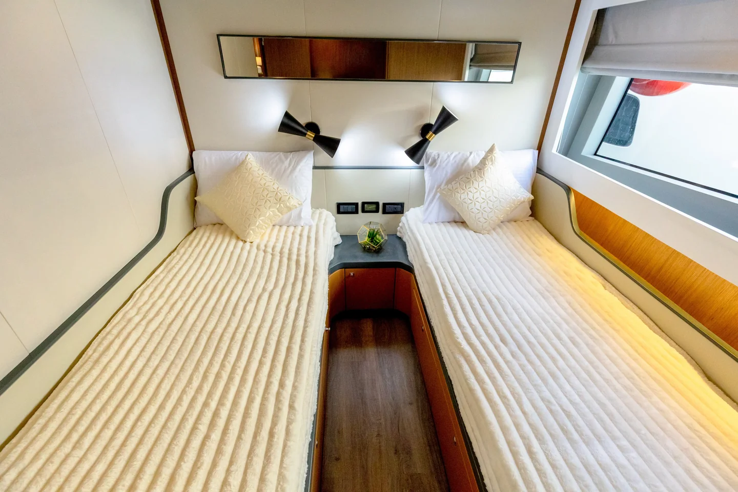 Yacht Gallery Image