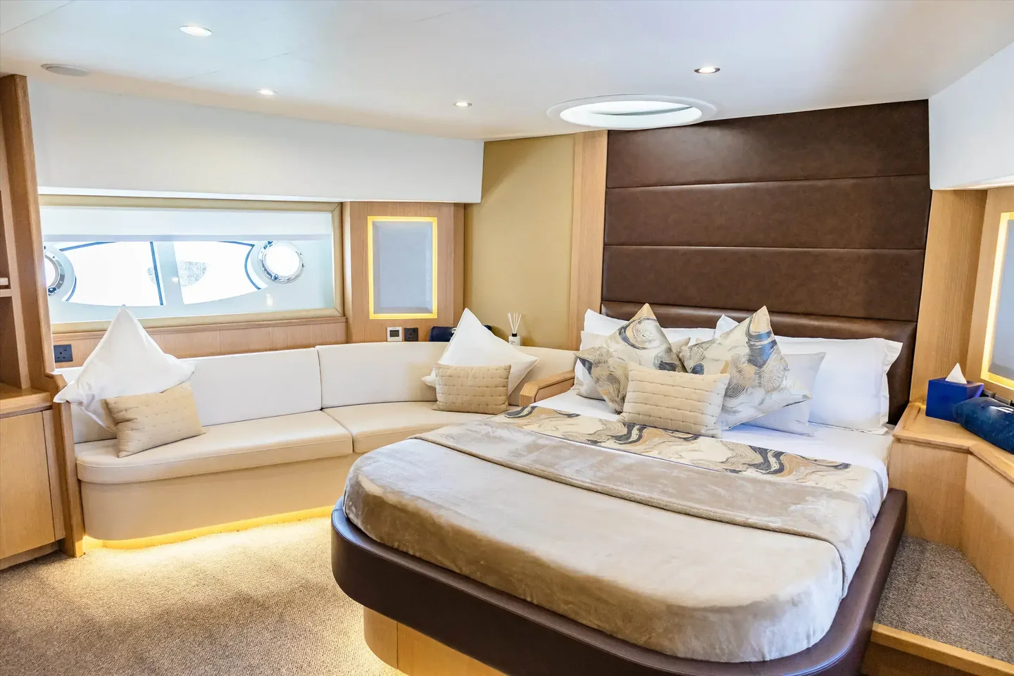 Yacht Gallery Image