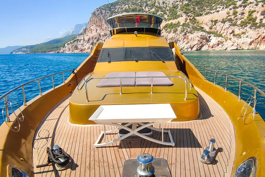 Yacht Gallery Image