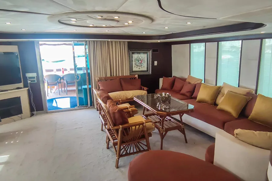Yacht Gallery Image