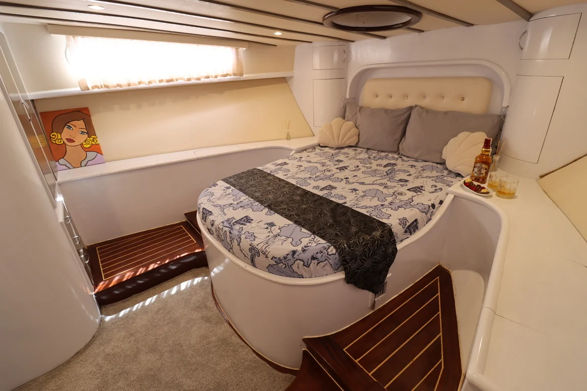 Yacht Gallery Image