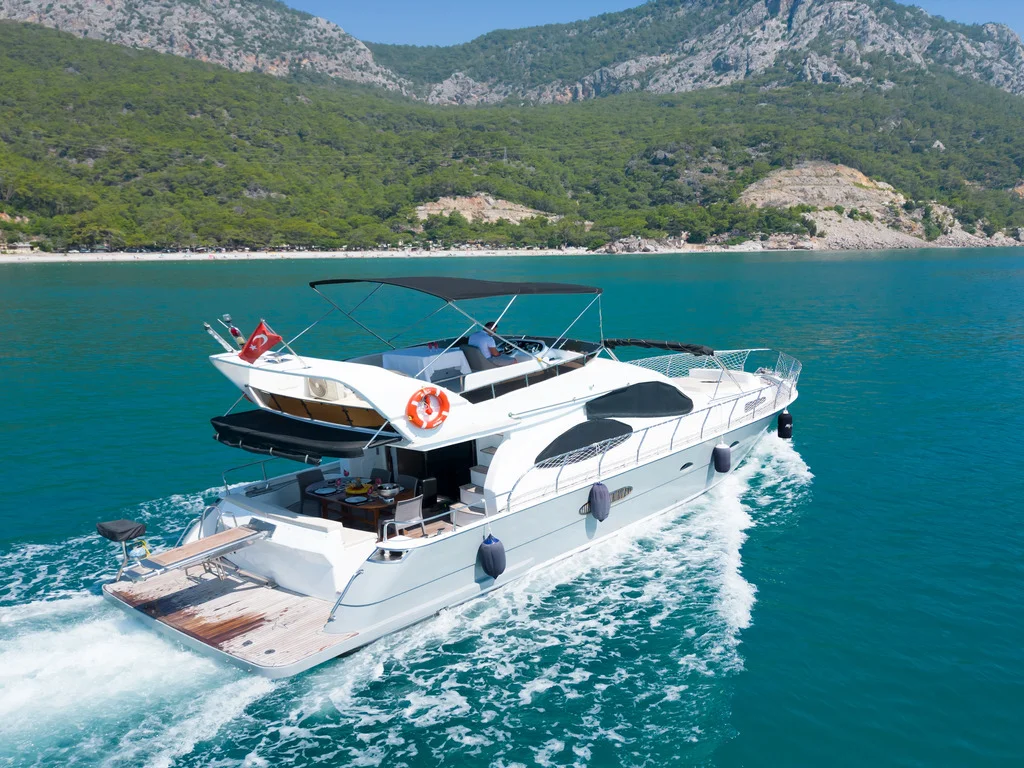 Yacht Thumbnail