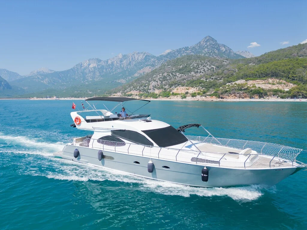 Yacht Thumbnail