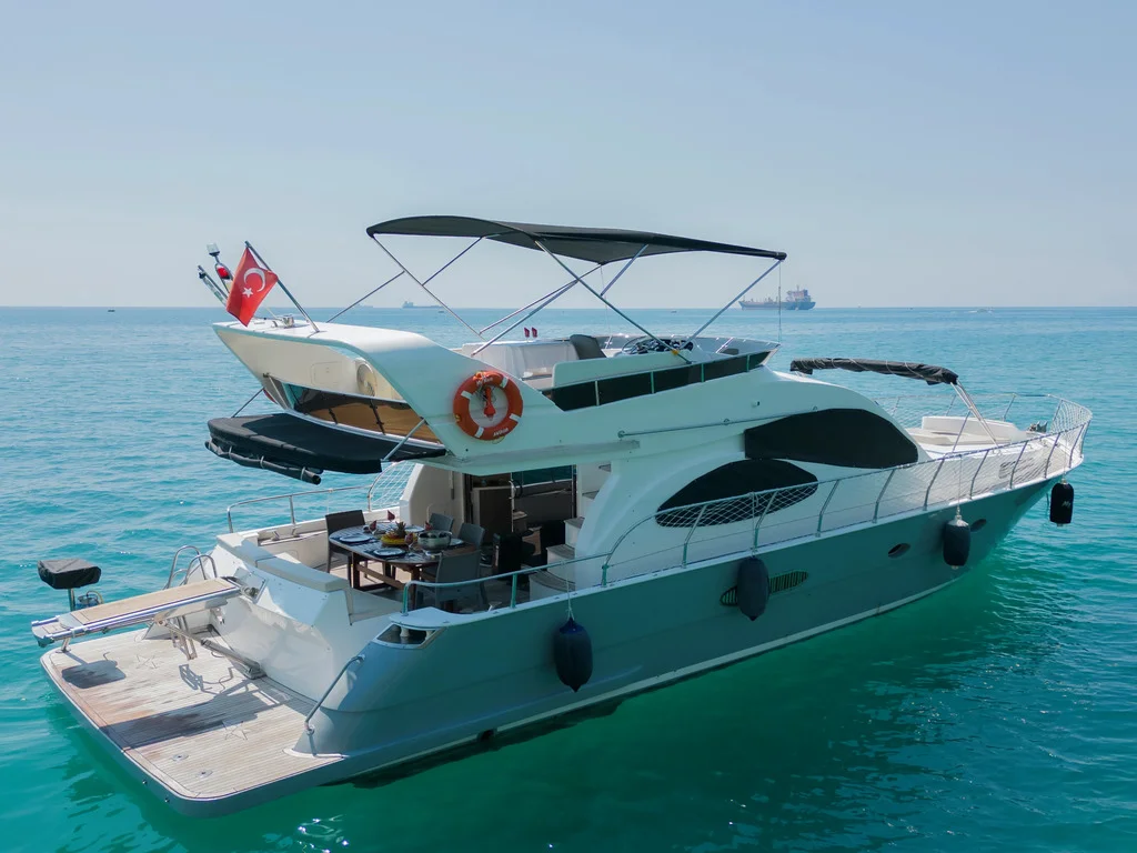 Yacht Gallery Image