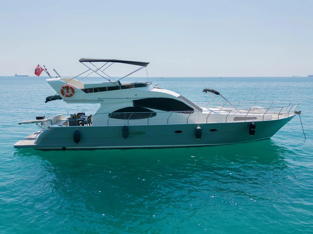 Yacht Gallery Image