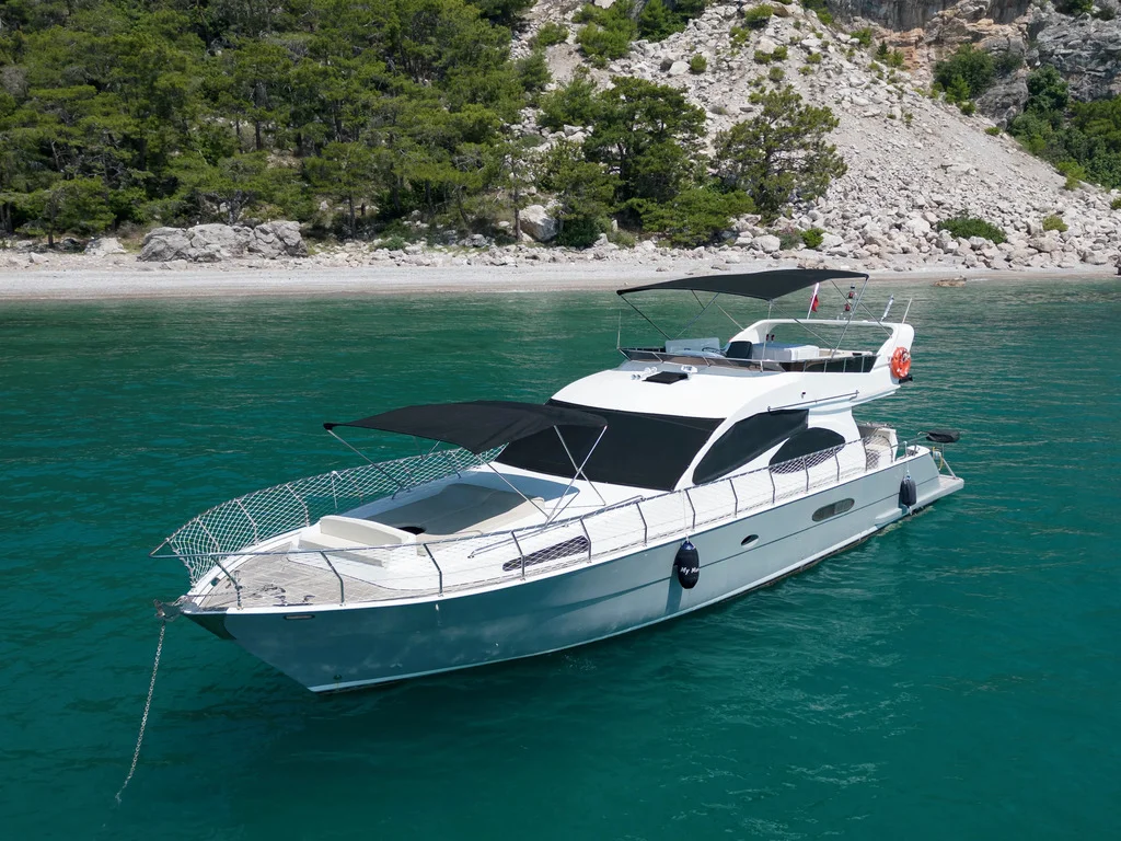 Yacht Gallery Image