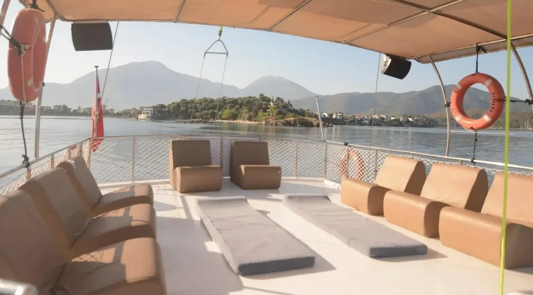 Yacht Gallery Image
